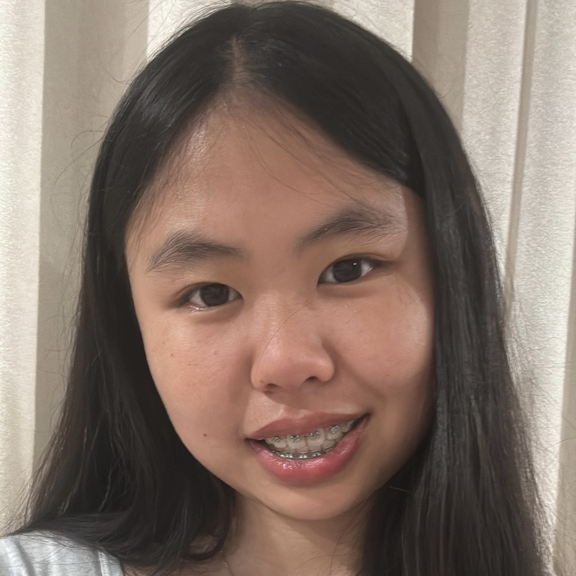 Headshot of Sophia Guan