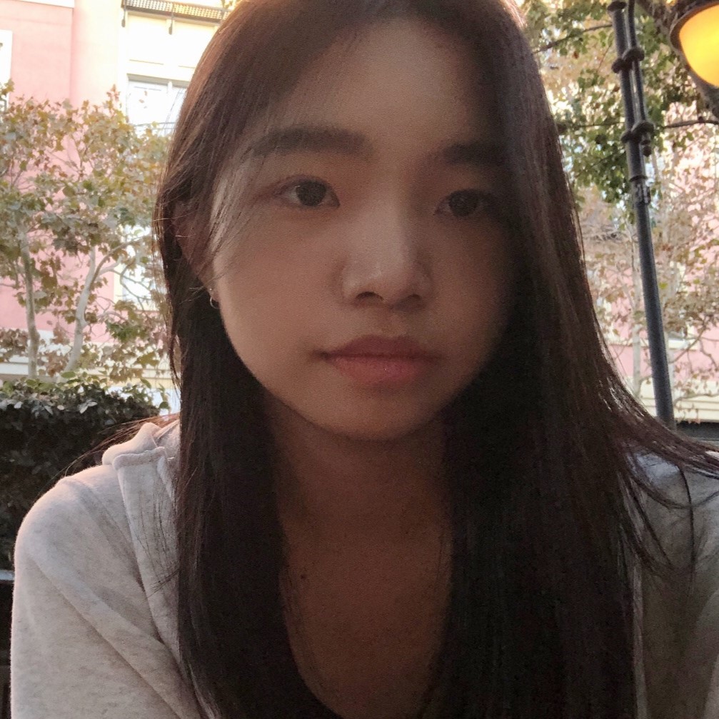 Headshot of Xiaoyin Zeng